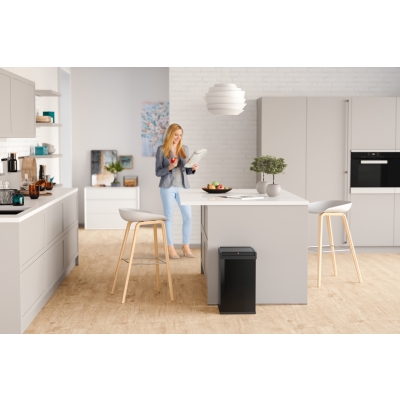 Kosz na śmieci, odpady Big-Box Swing - Czarny 35L