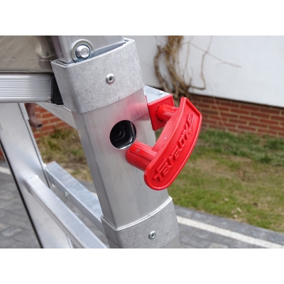 Platforma robocza PLS5.7 z bocznymi stabilizatorami (wys. rob. 3,30m/4,38m)
