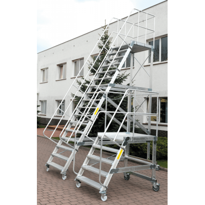 Schody magazynowe jezdne Drabex 8 st. (wys. rob. 4,16m) 60°, szer. 0,80m